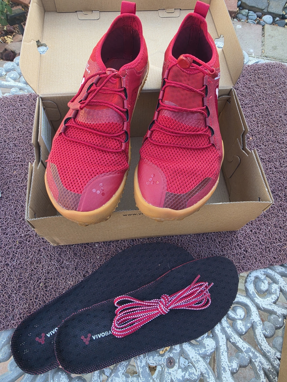 Vivo BAREFOOT Women size 38EU  8 US Red Athletic Slip-On Sneakers - Picture 2 of 5